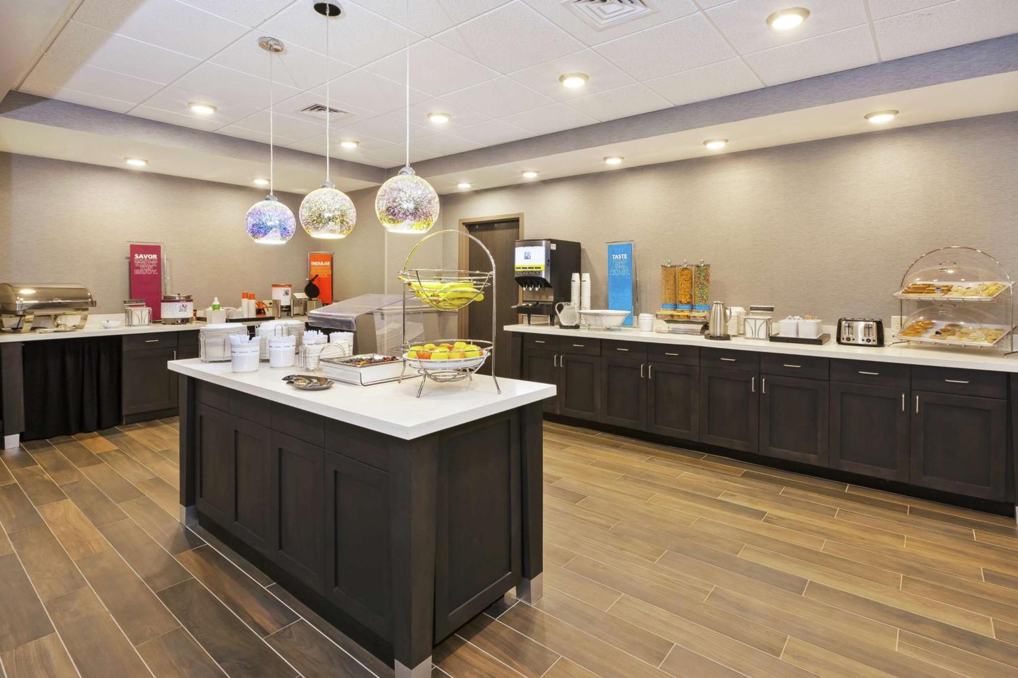 Hampton Inn סדליה מראה חיצוני תמונה